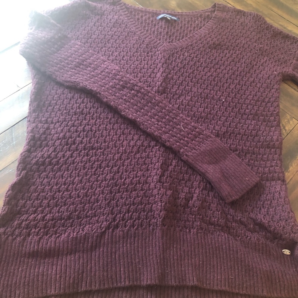 American eagle sweater